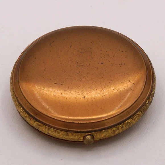 Vintage Elgin Style Brass Rouge & Powder Lions Club Compact - Picture 10 of 11